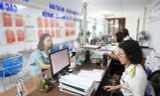 'Chấm điểm' cán bộ thuế, hỏi thẳng: Người dân có phải 'bôi trơn'? 