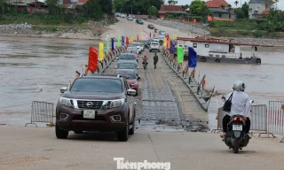 Nhìn lại gần 1 năm thực hiện sứ mệnh đặc biệt của cầu phao Phong Châu