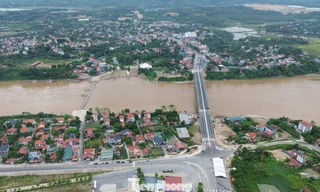 Hình ảnh cầu Phong Châu trước ngày khánh thành