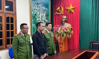 Tạm giữ khẩn cấp lái xe gây tai nạn khiến 3 người chết trên Quốc lộ 6