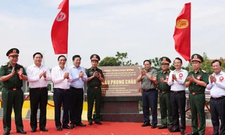 Thủ tướng Phạm Minh Chính dự lễ khánh thành cầu Phong Châu mới