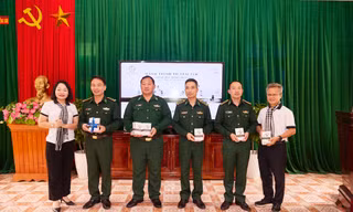 Hành trình Từ Trái Tim tiếp lửa ý chí nơi biên cương