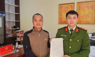 Công an Phú Thọ và Sơn La hỗ trợ dân nhận lại gần 1 tỉ đồng do chuyển khoản nhầm