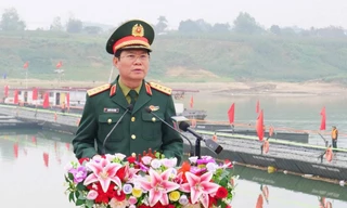 Chính thức thông xe cầu phao Đoan Hùng, ô tô dưới 7 chỗ được đi qua