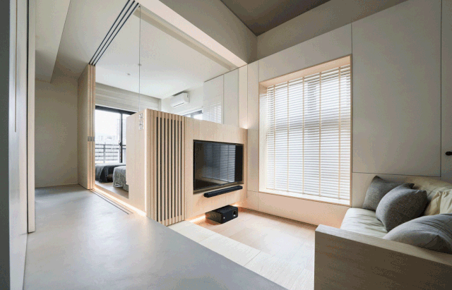 Cửa ra vào phòng ngủ là hệ cửa trượt rất tiện và dễ sử dụng, tiết kiệm được nhiều diện tích. Cửa ra vào phòng ngủ là hệ cửa trượt rất tiện và dễ sử dụng, tiết kiệm được nhiều diện tích.