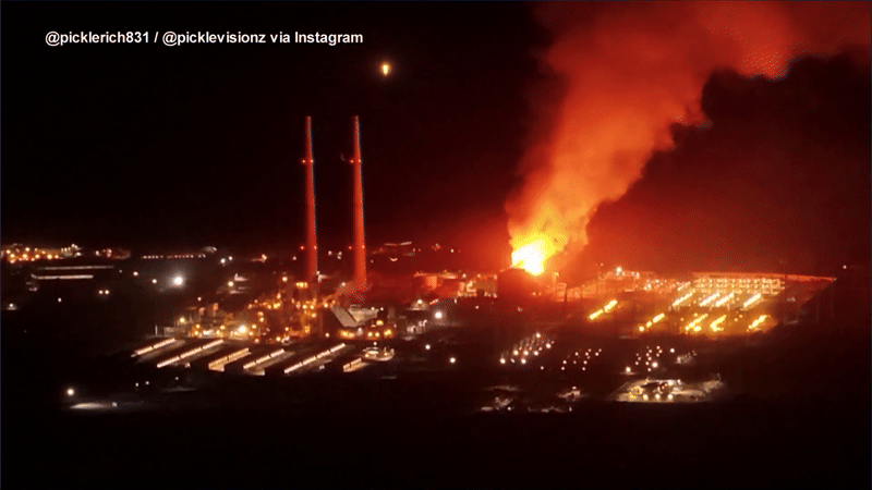 Nhà máy pin lithium tên Vistra Energy ở Mỹ cháy lớn nhưng cảnh sát không thể dập lửa. Ảnh: WFAA. Nhà máy pin lithium tên Vistra Energy ở Mỹ cháy lớn nhưng cảnh sát không thể dập lửa. Ảnh: WFAA.