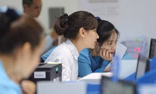 Không sa thải, vì sao doanh nghiệp đồng loạt cắt giảm nhân sự? 