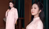 Ngắm Hoa hậu Hà Trúc Linh đẹp dịu dàng trong tà áo dài hồng đính kim sa
