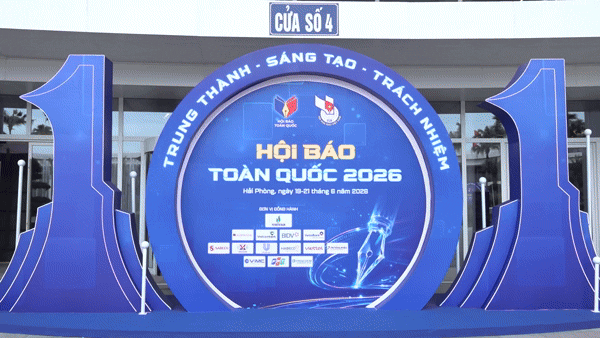 Sôi nổi ngày khai mạc Hội Báo toàn quốc 2026