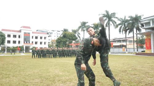 Đặc công Biệt động siết đội hình trực chiến, giữ mùa Xuân yên vui