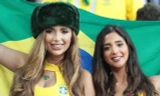 Dàn kiều nữ Brazil gây bão khán đài World Cup 2018