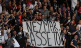 Cổ động viên PSG lăng mạ thậm tệ ngôi sao Neymar