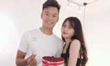 ‘Say nắng’ trước cô bạn gái của trung vệ Nguyễn Thành Chung