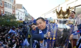 Ông Vichai Srivaddhanaprabha là người có công lớn nhất giúp Leicester tạo nên địa chấn.