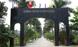 Cổng vào Công viên nghĩa trang Vĩnh Hằng.