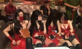 Vũ nữ múa khiêu dâm phục vụ nhiều dân chơi phê ma tuý ở quán bar