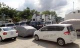 Những ôtô do người đàn ông thuê mang đi cầm và bán được thu hồi. Ảnh: Xuân Thắng