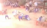 Chủ quán ném bom xăng chống trả 30 thanh niên đuổi chém