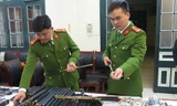 Số vũ khí và công cụ hỗ trợ bị lực lượng công an thu giữ