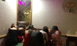 Các tiếp viên tại quán massage bị kiểm tra