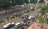 Hiện trường vụ va chạm khiến tài xế taxi tông gãy tay người đàn ông 
