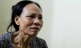 Bà Trần Thị Bé vẫn không hiểu vì sao người cháu lại hành động như vậy. Ảnh: Hoàng Phương