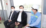 Bí thư Hà Nội đi thử tàu đường sắt Nhổn - Ga Hà Nội, yêu cầu nhà thầu đẩy nhanh tiến độ