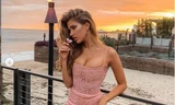 Body nóng bỏng 'đốn tim' quý ông của nàng mẫu Kara Del Toro 