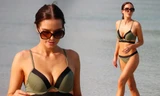 Helen Flanagan khoe dáng nuột nà mê đắm với bikini