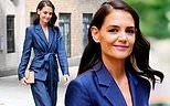 Katie Holmes gây ngỡ ngàng, như một fashionista trên phố