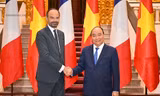 Thủ tướng Nguyễn Xuân Phúc và Thủ tướng Pháp Édouard Philippe tại cuộc hội đàm chiều 2/11. Ảnh: VGP