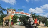 Khu du lịch Vườn Xoài tạm đóng cửa sau khi hổ nuôi chết hàng loạt