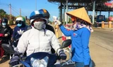 Thanh niên huyện Đắk R'lấp, tham gia hỗ trợ tại chốt kiểm soát dịch. Ảnh Tỉnh đoàn Đắk Nông
