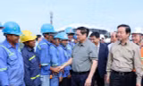 Thủ tướng thăm công nhân