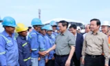 Thủ tướng thăm công nhân
