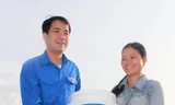 Bí thư Trung ương Đoàn tặng bình lọc nước