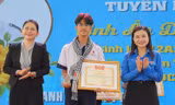 Khen thưởng thanh niên tiêu biểu Tuổi trẻ sáng tạo cụm đồng bằng sông Hậu