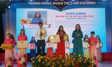 Trao giải thưởng nhà giáo trẻ