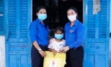 Hàng trăm phần quà đến với thiếu nhi vùng sâu, dân tộc tỉnh Sóc Trăng