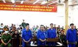 Chủ tiệm kim hoàn và đồng phạm buôn lậu vàng qua biên giới lĩnh hơn 50 năm tù