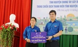 Trung ương Đoàn tặng công trình thắp sáng