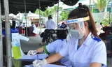 Nữ Bí thư đoàn ấp vượt hàng chục cây số tham gia chống dịch