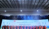 Hình ảnh cắt băng khánh thành nhà máy nước tinh khiết của Tập đoàn TH