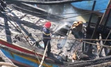 Cháy tàu đánh bắt xa bờ, thiệt hại hơn 2 tỉ đồng