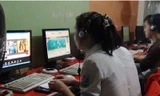 Thế giới ảo có nhiều cám dỗ với người trẻ Ảnh: Quang Minh