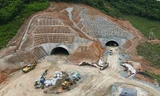 Khoét núi, đào hầm dài gần 1 km trên cao tốc đoạn qua Hà Tĩnh