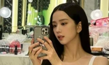 Jisoo trong hậu trường show thời trang Dior: Ảnh chất lượng thấp mà visual chất lượng cao