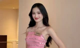 Miss World 2025: Hoa hậu Ý Nhi khoe bờ vai mắc áo đẹp tựa Jennie BLACKPINK