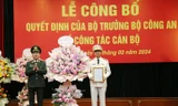Bộ Công an bổ nhiệm Đại tá Thân Văn Hải (bên phải) giữ chức vụ Giám đốc Công an tỉnh Vĩnh Phúc.