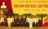 Ban Thường vụ và Bí Thư khóa mới huyện Thường Tín ra mắt.